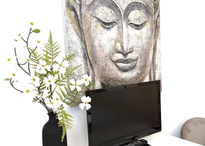 Aenea's Bed & Breakfast