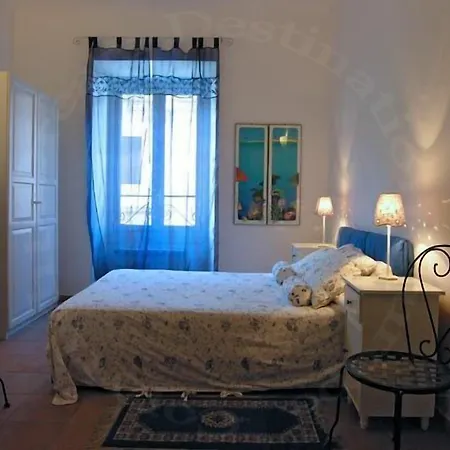 Aenea's Bed & Breakfast 3*