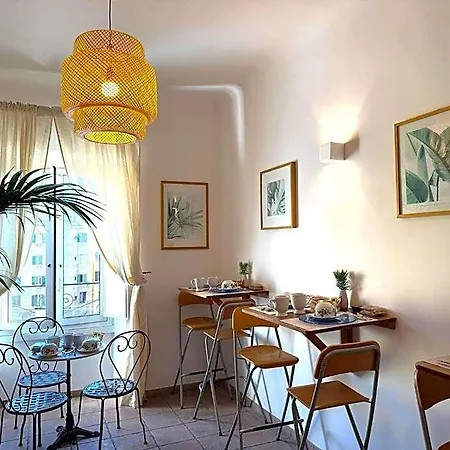 Aenea's Couette-café