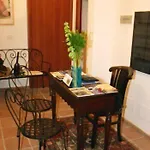 Aenea's Bed & Breakfast Řím