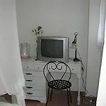 Aenea's Bed & Breakfast
